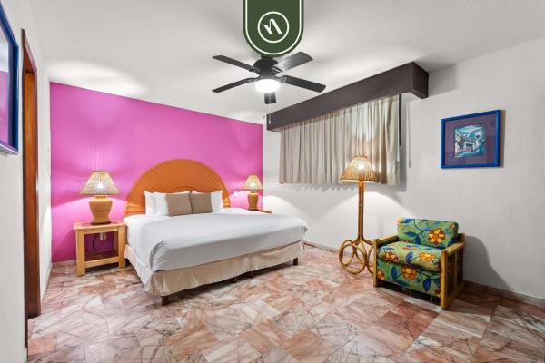 Costa Sur Suite 2 - Oceanview 1 Br Condo - Pool - Cleaning Included - Puerto Vallarta