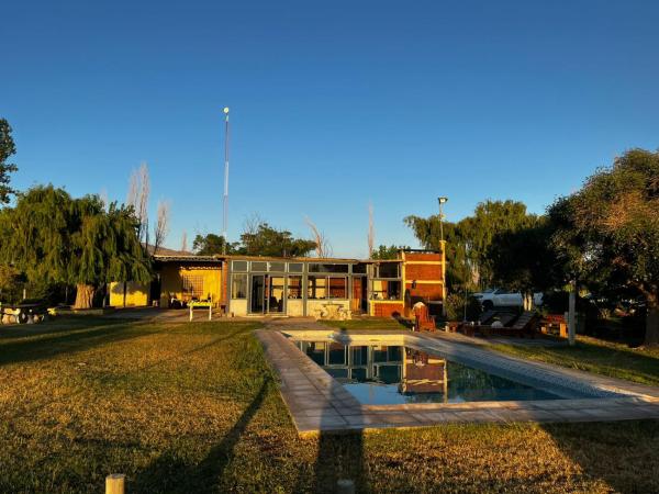 A la foto es mostra l'objecte Alalá Campo situat a la ciutat de Pocito.