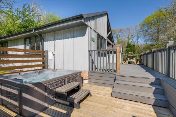 2 Bed In Bush Oc-b31845 - Bude