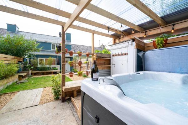 2 Bed In Aberaeron Oc-bow329 - Aberaeron