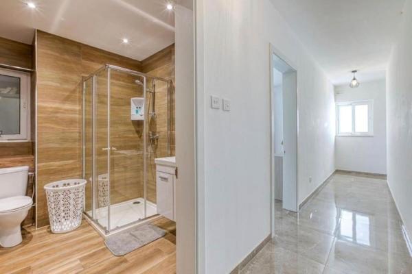 Foto 8: Spacious 3BR Apartment close to Marsascala promenade