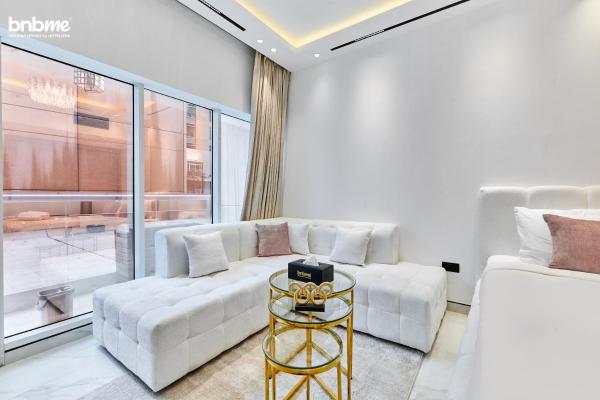 A la foto es mostra l'objecte bnbmehomes - Burj Al Nujoom situat a la ciutat de Dubai.