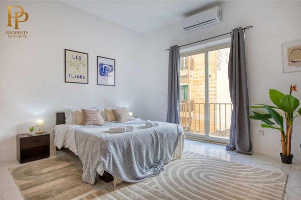 Sliema Stay Steps From Seafront & Ferries - Valletta