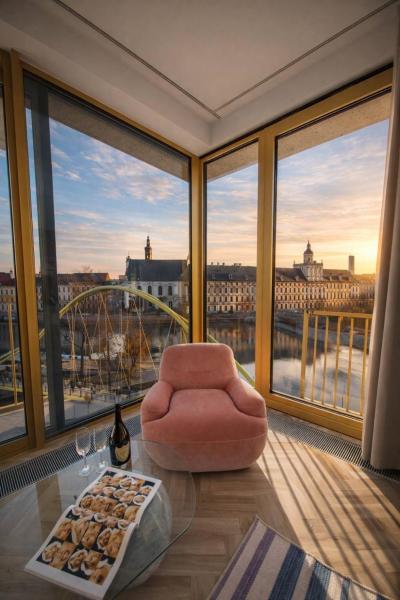 Boulevard Drobnera - ApartHotel Premium z widokiem na Odre, Wrocław