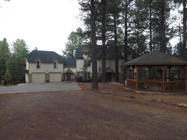 På bildet vises objektet Arizona Mountain Inn & Cabins som ligger i byen Flagstaff.