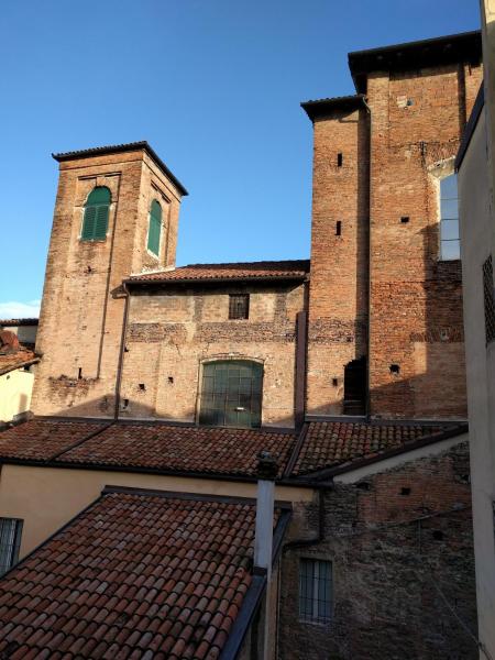 San Leonardo House Bologna, Bologna