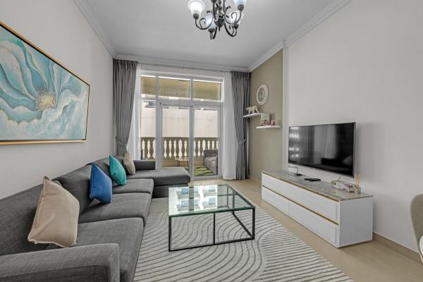 Photo 1 : Waves - Elegant 1BR Retreat in JVC with Balcony