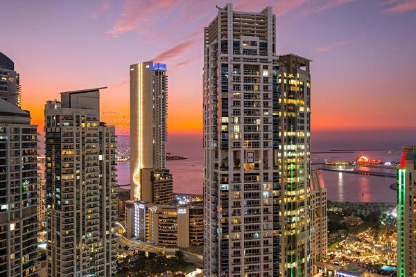 A la foto es mostra l'objecte FIRST CLASS 2BR Marina, Sea & Ain Views situat a la ciutat de Dubai.