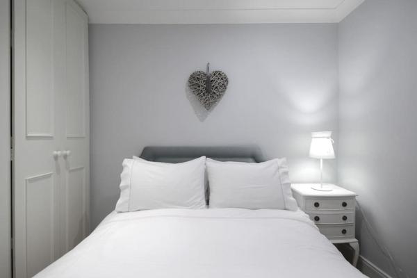 Hamilton Place - Beautiful and central city apartment with private entrance sleeps 4, Edinburgh
