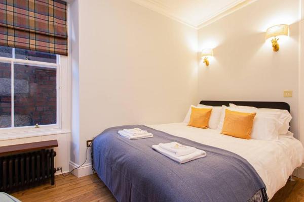 Upper Bow - Luxurious, Modern 1BR Apartment near Castle, Edinburgh