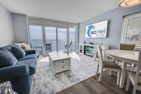 Bay Watch 2br Oceanfront Condo W Hot Tubs & Pools - North Myrtle Beach, SC