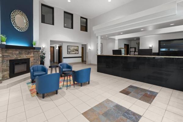 Super 8 by Wyndham Quebec City, Quebec City