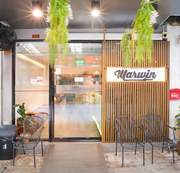 Marwin Space, Bangkok