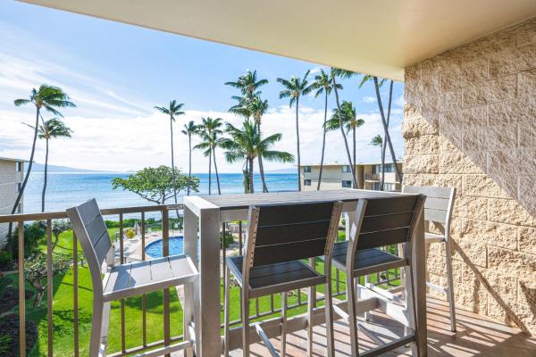 Oceanfront Maui Retreat Steps From Sugar Beach - Kahului, HI