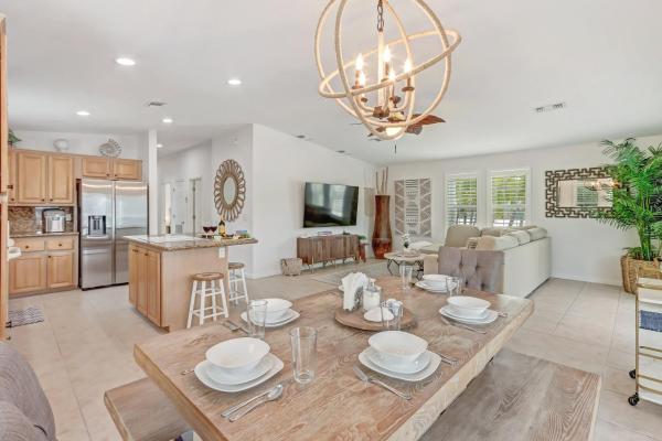 Manatee Bay | Canalfront Key Largo Home, Balcony, Dock - Key Largo, FL