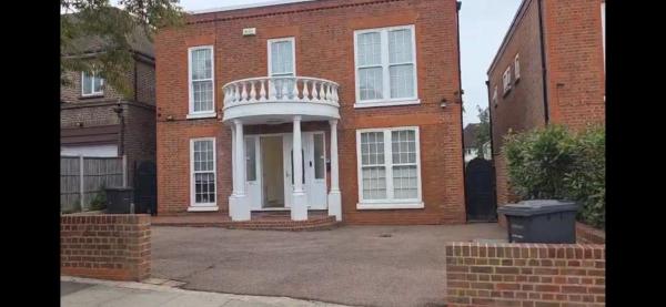 First Class Luxurious Apartment London Finchley - London, UK