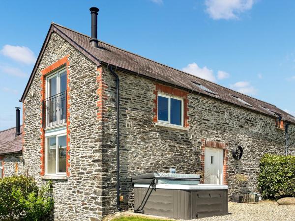 The Barn - Uk51127 - Cardigan