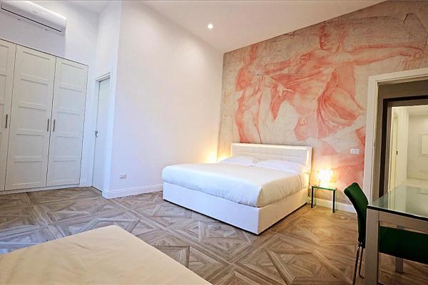 Na foto é possível ver o objeto Relais Santa Lucia sul Mare, Napoli localizado na cidade de Naples.