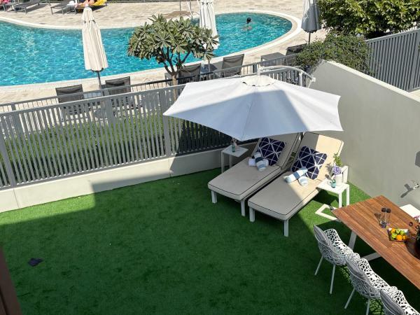 A la foto es mostra l'objecte Prime Pool Location Spacious Family Villa situat a la ciutat de Dubai.