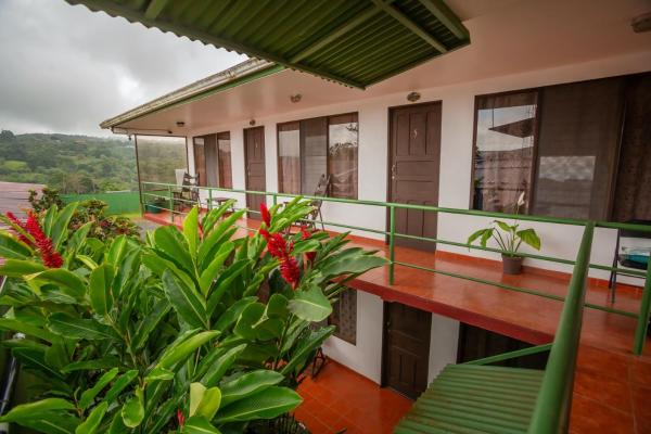 Hostal Nuevo Arenal Downtown, Private Rooms With Bathroom - Costa Rica