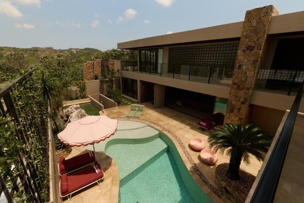 Slim Summer House, 4 Bedroom Mid Century Villa In Uluwatu - Uluwatu