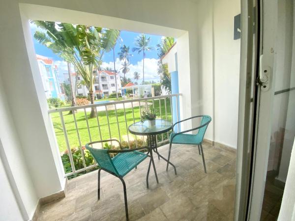 På billedet ses objektet Vista del Sol Pool and Beach los Corales Rd beliggende i byen Punta Cana.