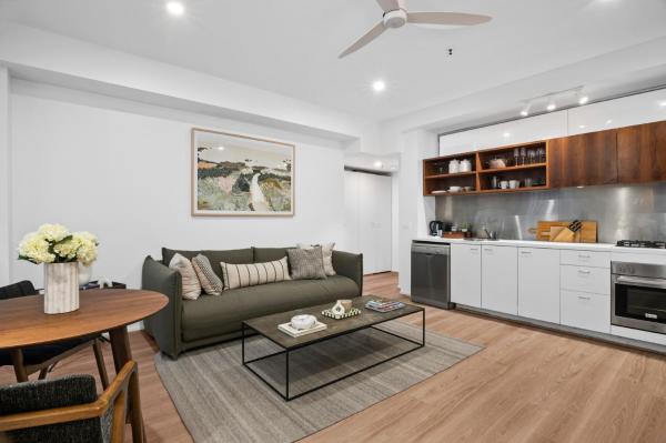 Laneway Living With 1br Heritage Stay In Cbd - Ivanhoe