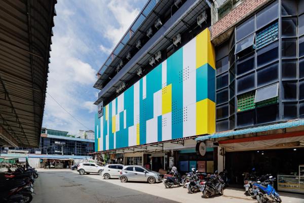 A la foto es mostra l'objecte Sans Hotel Sedana Batam situat a la ciutat de Bagam.