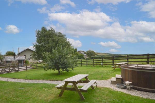 A la foto es mostra l'objecte 4 Bed in St. Wenn oc-p00886 situat a la ciutat de Withiel.