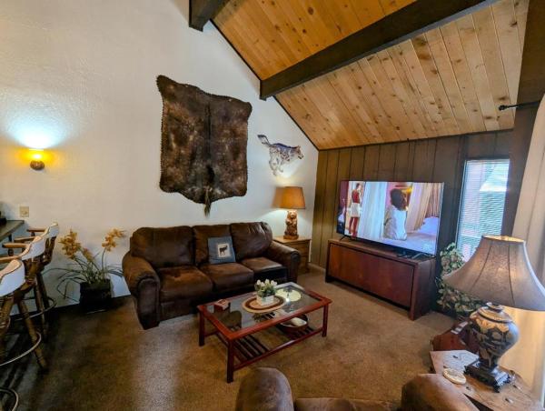 Escape For All Seasons Unit 11 - Big Bear Lake, CA