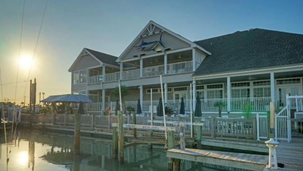 Trout Street Buyout 3 Port A Marina-front Homes Water Views Pet-friendly Options 16 Guests - Corpus Christi, TX