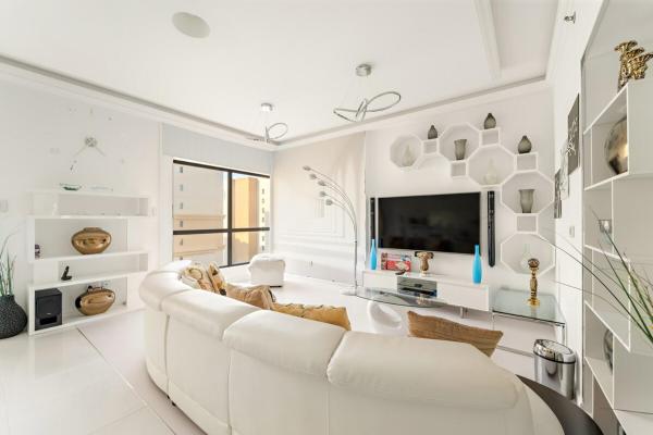 A la foto es mostra l'objecte FIRST CLASS 2BR Exquisite Near JBR Beach situat a la ciutat de Dubai.