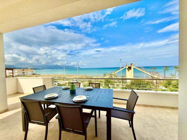 Brezza Marina Apartment, 50 Mt Dalla Spiaggia - Alcamo