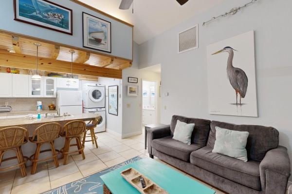Classic Beach Condo With A Shared Pool Loft & Grill - Walk To The Beach - St. George Island, FL