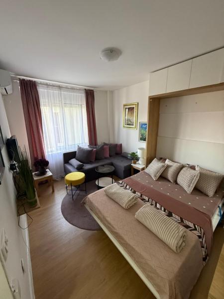 Moderan Studio Na Trgu Republike - Centar - Podgorica