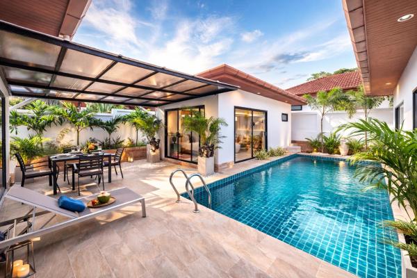 3 Br Pool Villa Salika Near Rawai Beach - Phuket