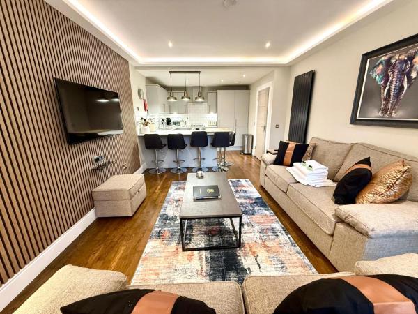 Modern 3 Bedroom Apartment, West End - Edimburgo