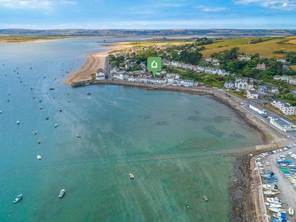 A la foto es mostra l'objecte 4 Bed in Bideford oc-incot situat a la ciutat de Instow.