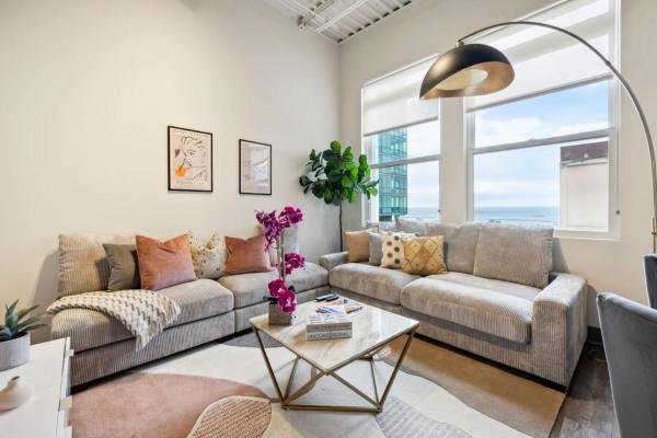 Downtown 3bd Penthouse Lake Mich Views Plus Gym #13 - Chicago, IL