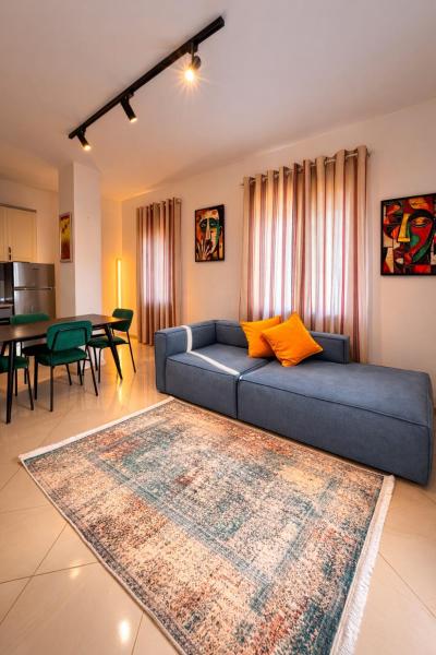 På billedet ses objektet Eden Home beliggende i byen Durrës.