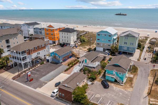 Vitamin Sea Suites 3 - Southport, NC