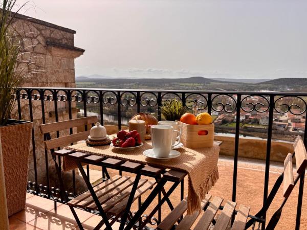 A la foto es mostra l'objecte Apartamentos Adarve Centro histórico situat a la ciutat de Ciudad Rodrigo.