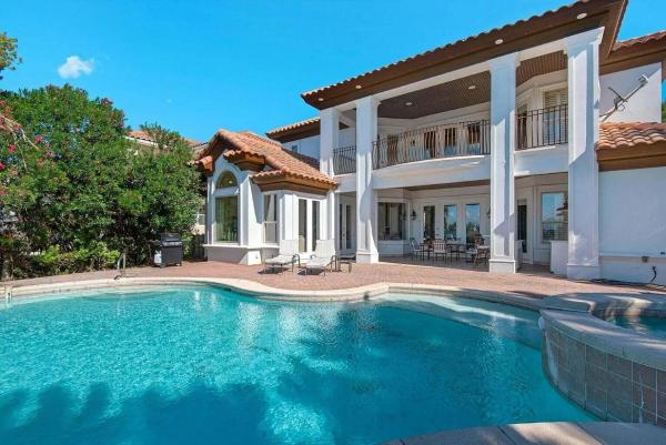 Book Me Baby! Lakeside Luxury In Destiny East - Destin, FL