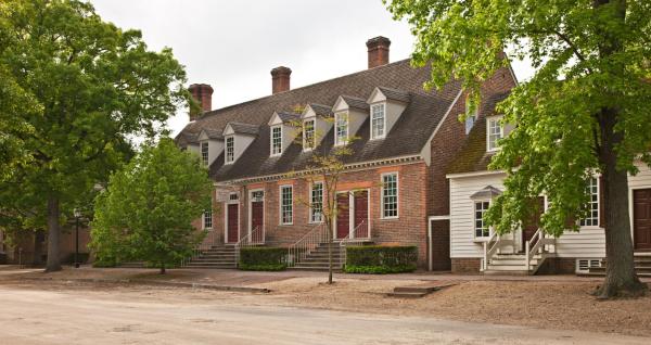 Colonial Houses, an official Colonial Williamsburg Hotel