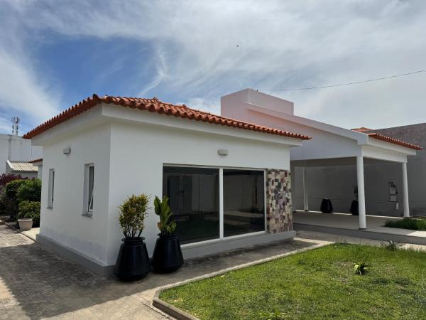 Casa da Lua, com espaço gourmet no Lubango, Huila的照片3