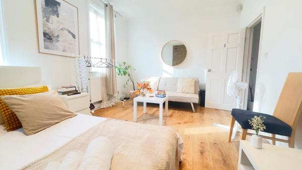 A la foto es mostra l'objecte Wembley Stadium Maisonette situat a la ciutat de Preston.