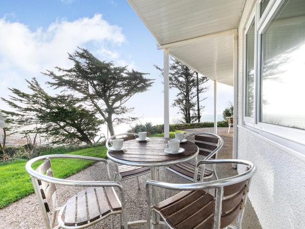 6 Mount Brioni - Looe
