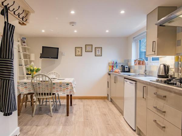 Quarter Cottage - Tenterden