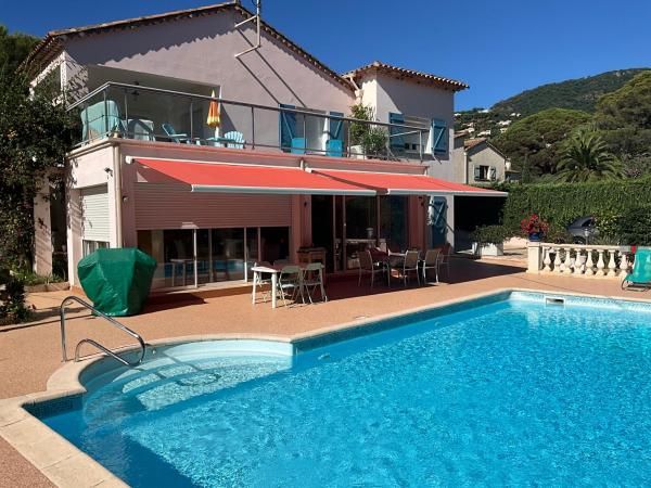 Haut De Villa Lumineux - Cavalaire-sur-Mer