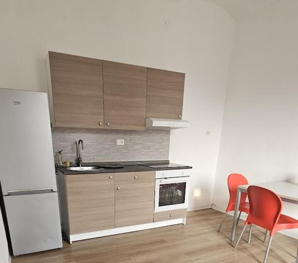 B Apartments - Piedmont